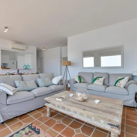 Apartment Bay - By Almarina